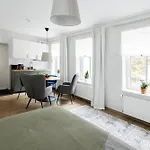 Anna Apartman